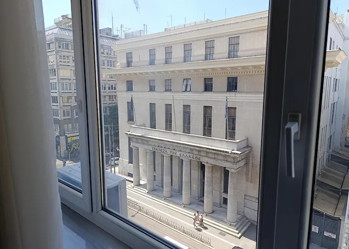 Iasonas - Explore Center On Foot - Ladadika, Tsimiski & Close To Aristotelous Square *